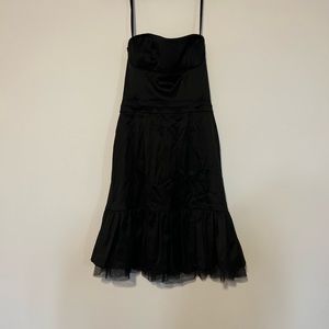 BCBG SWING DRESS MINT CONDITION SIZE 4